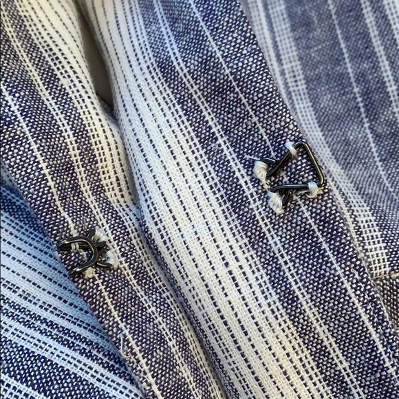 LOFT Spring and Summer Linen Blazer - Picture 4 of 9